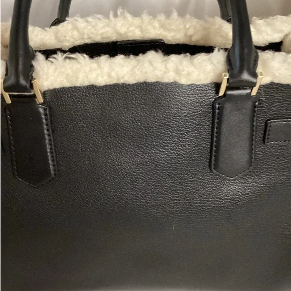 Michael Kors Black and Cream Satchel - Picture 4 of 16